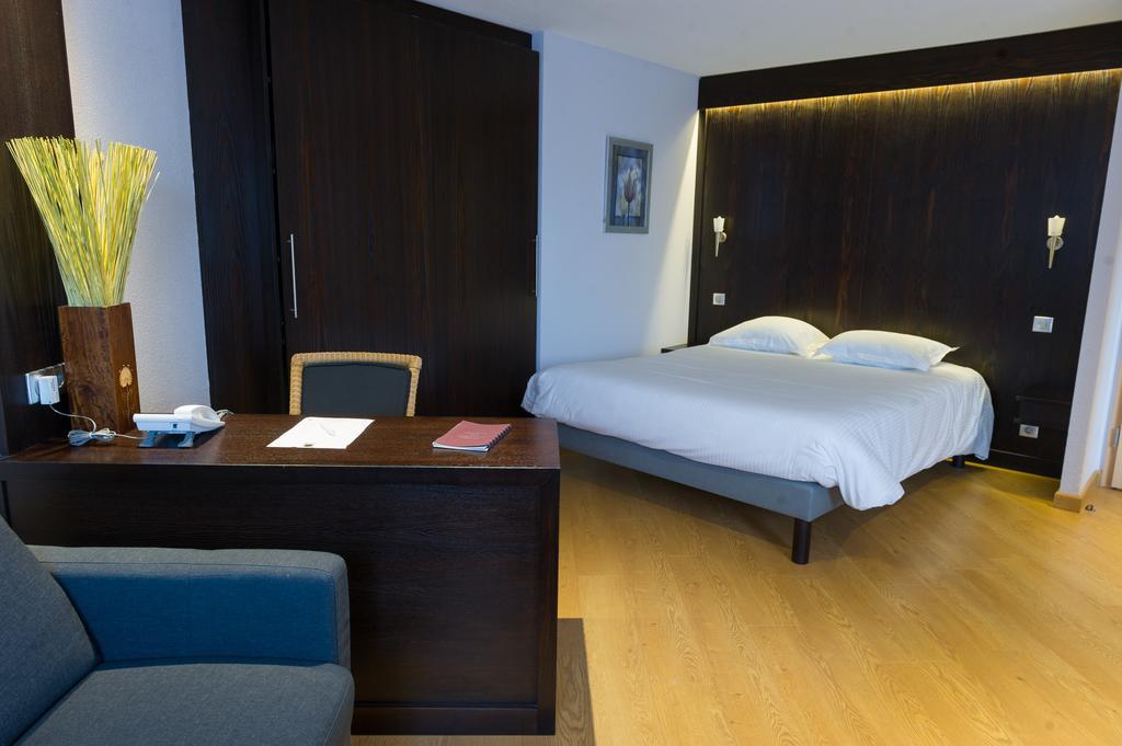 Cottage Logis Hotel - Restaurant Dudelange Habitación foto